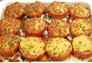 Tomate relleno de queso de cabra y quinoa